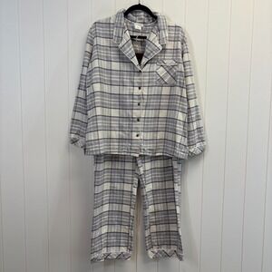 Shimera Gray Plaid Pajama Set